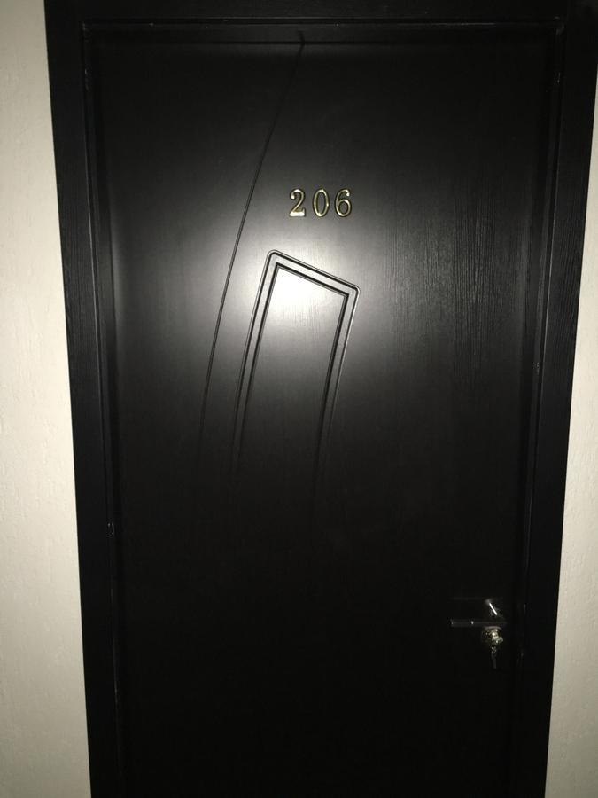 Khashuri Kmg Hotel מראה חיצוני תמונה